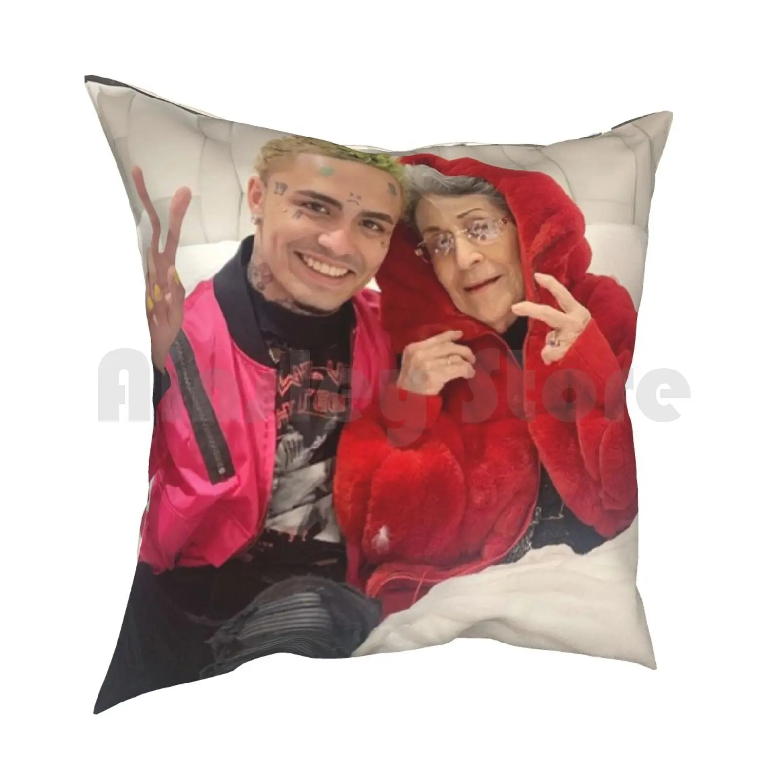 Подушка с бабушкой домашняя мягкая декоративная подушка рисунком гипечудовище