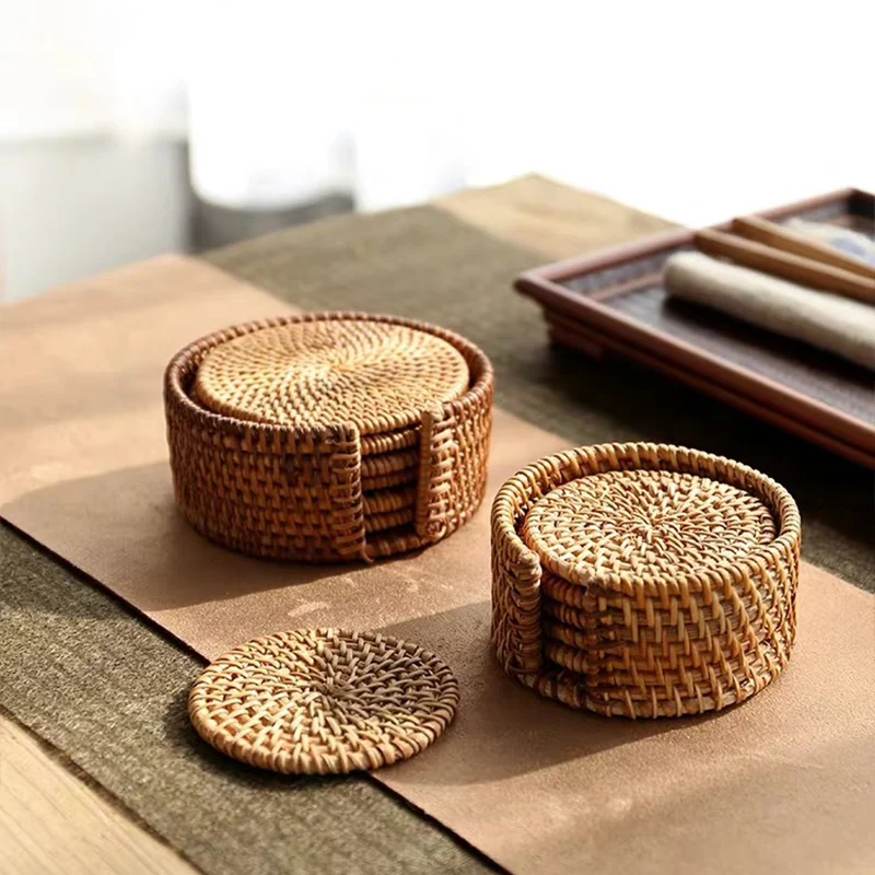 

Coasters Kitchen Table Mats Rattan Coaster Bowl Mats Padding Mat Insulation Pad Round Placemats Hand-made Mats Table Decoration
