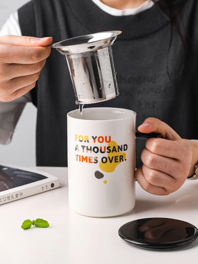 

Ceramic mug with lid spoon coffee cup creative personality trend ins simple office water cup coffee mug with lid