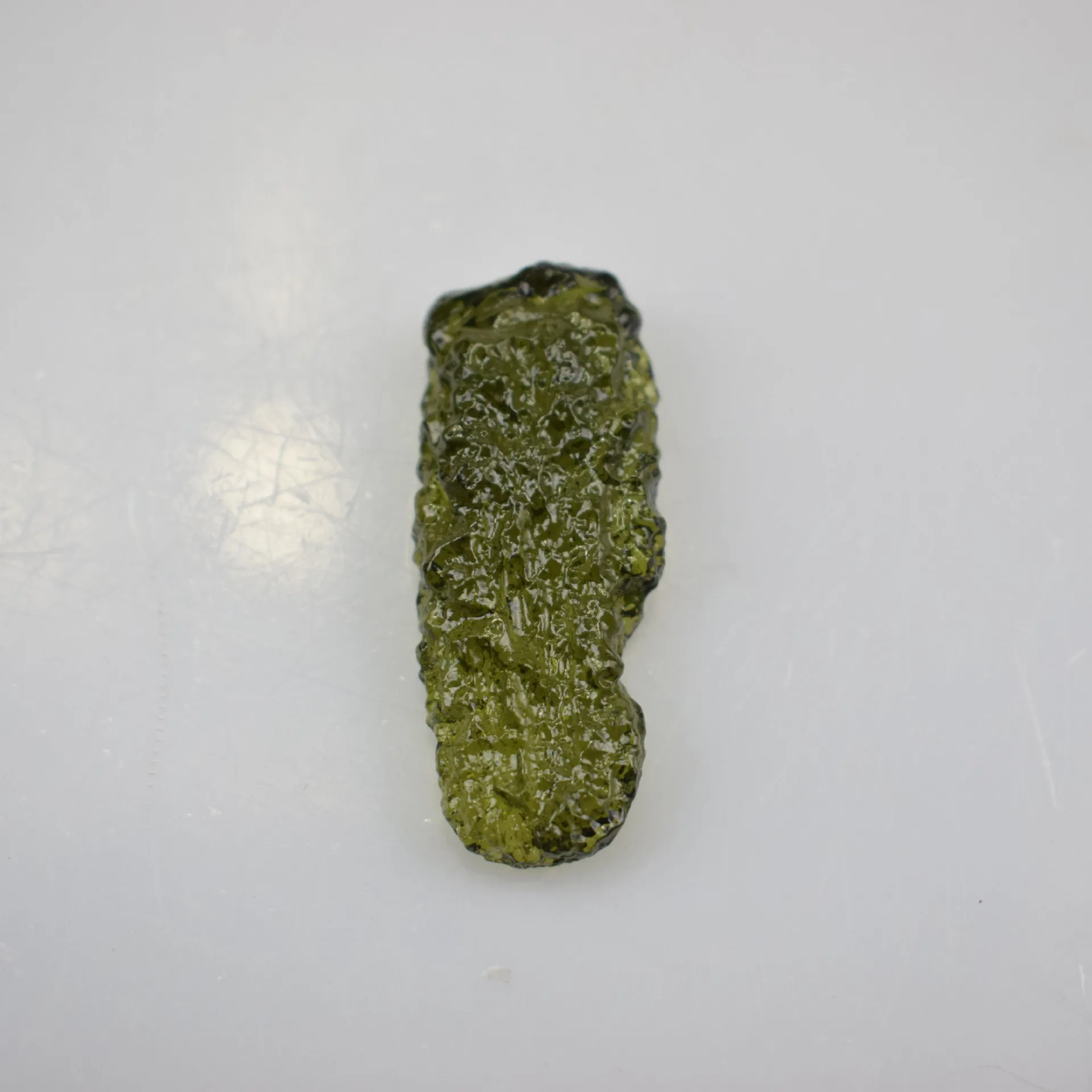 Распродажа A ++ натуральный молдавит зеленые аэролиты Кристальный камень