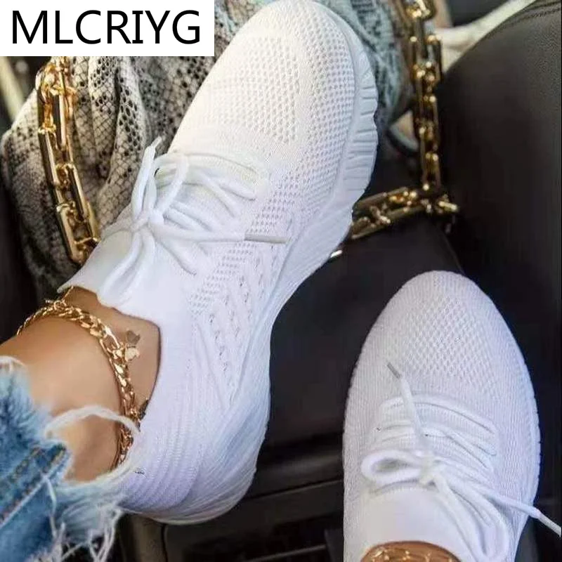 

2021 Women Shoes Spring Mesh Breathable Women Vulcanized Shoes Fashion Lightweight Lace Up Women Casual Sneakers Plus Size 43