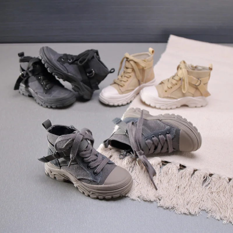 Детские зимние ботинки 2020 весна и осень детская обувь Простые Модные мартинсы