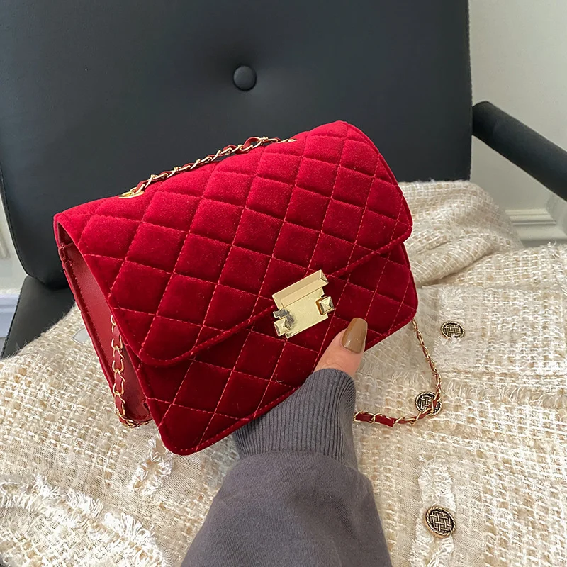 

Foreign Style Solid Color Women's Bag New Fashion Golden Velvet Chain Lock Small Square Bag Rhombic Lattice Embroidered Thread