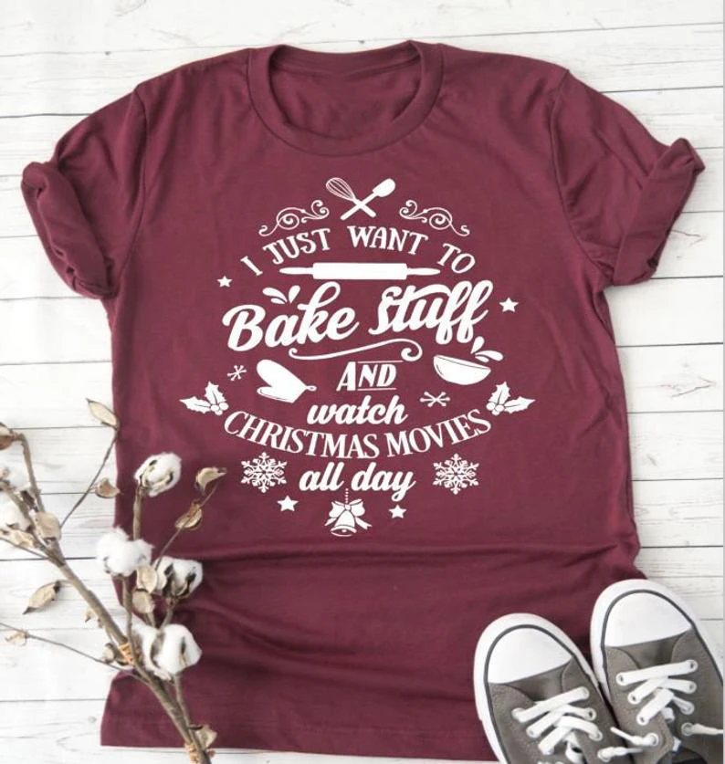Я просто хочу испечь и смотреть рождественские фильмы Футболка 100% хлопок женская
