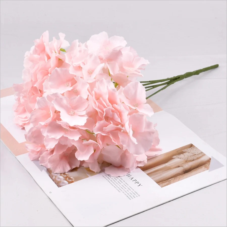 

5 Heads Mallorca Hydrangea Wedding Holding Bridesmaid Roses Garden Decoration Silk Indoor Dining Table Decor Artificial Flowers