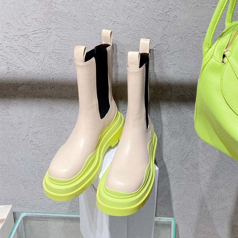 Женские сапоги до середины икры модные теплые зимние на платформе и толстой