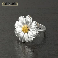 decoration with daisies rings new sunflower for women jewelry two color small daisy gold silver fashion trend ring accessories