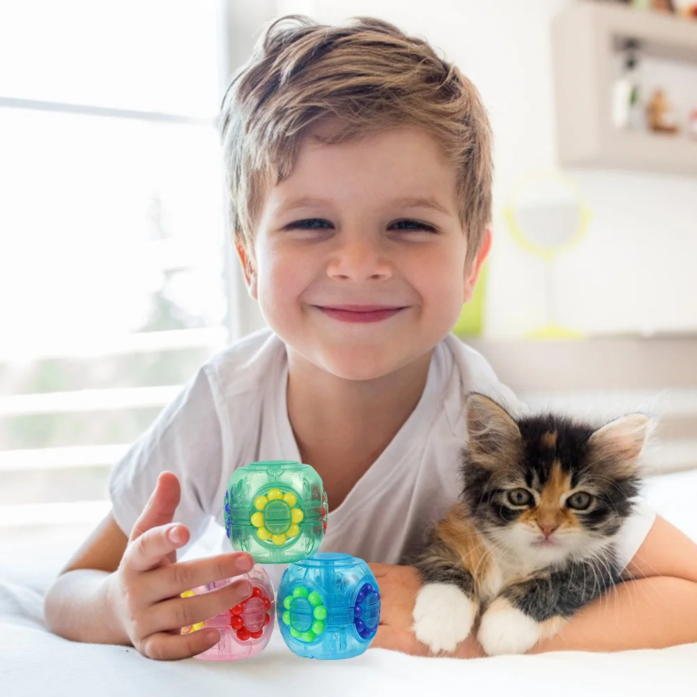 

3pcs Funny Light Gyroscope Kid's Fun Toys Novelty Small Hand Spin Toys