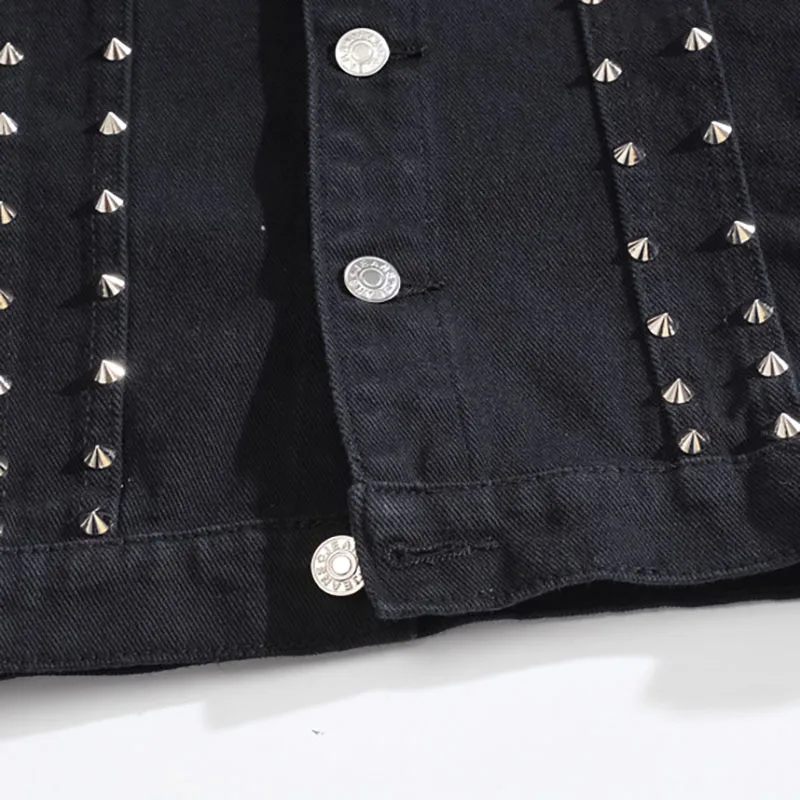 Жилет Мужской без рукавов приталенный джинсовый с заклепками в ковбойском стиле