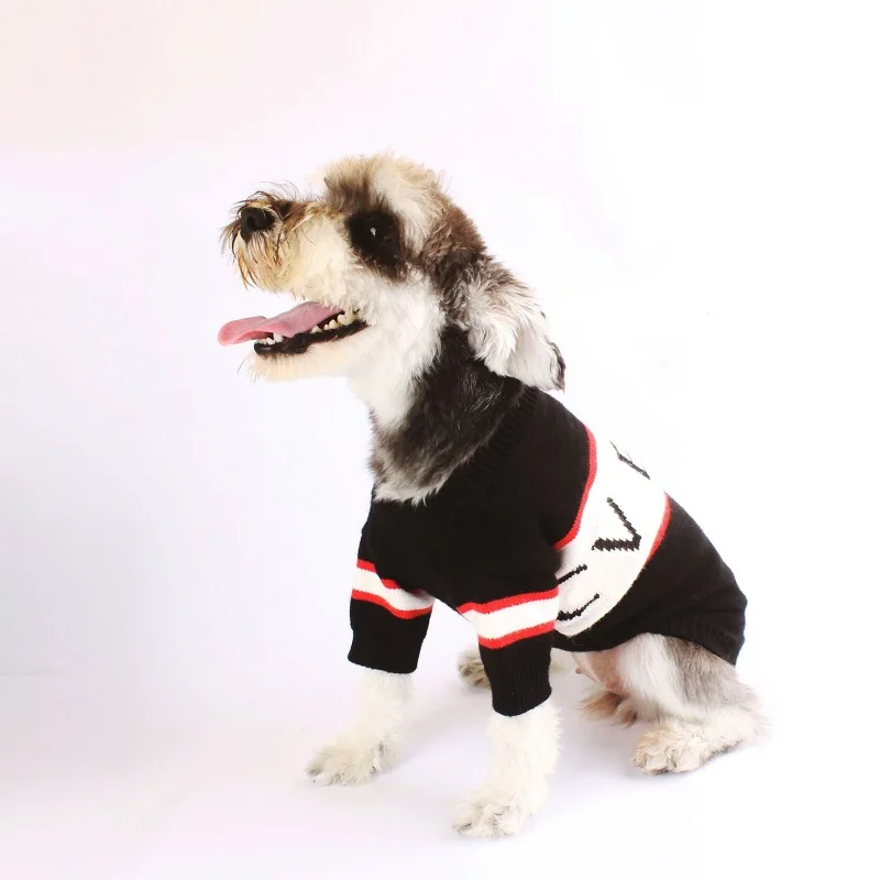 

Fashion brand French Pet Dog Dog Clothes Dog Sweater Knitwear Pet Knitting Shirt Classic Fashion Pet Dog Clothes Plaid clothes