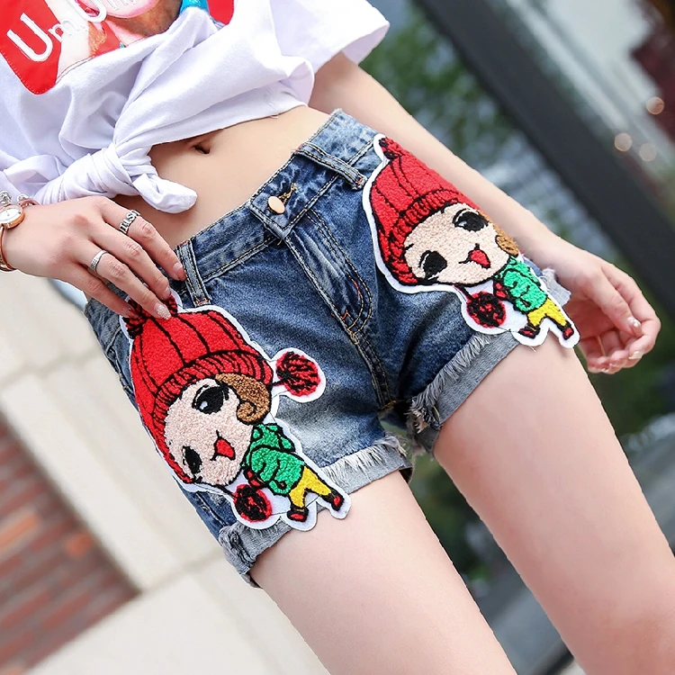 

Europe station 2018 spring and summer women's Korean new cartoon frayed slim-fit denim shorts denim female cartoon pants