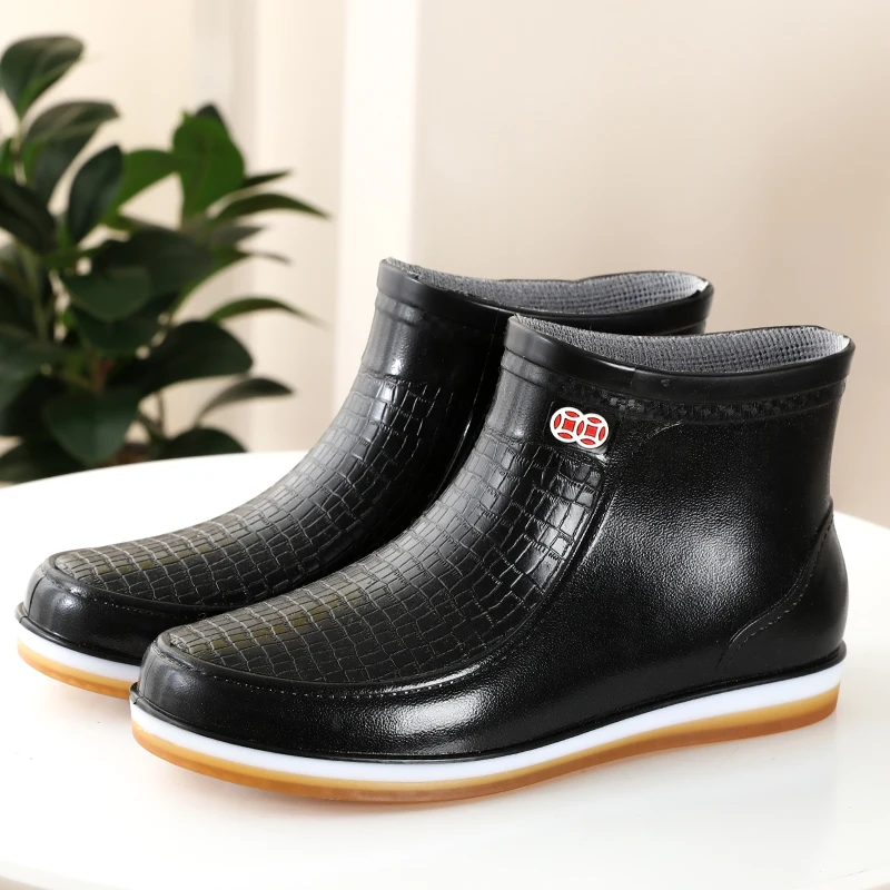 Зимняя модная резиновая обувь Женские бархатные резиновые сапоги