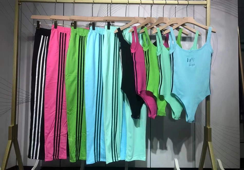 

Free Shipping Fashion Casual Sportswear Suit 2021 Summer Women Sleeveless Open Back Skinny Letter Jumpsuit & Pants Two-piece Set