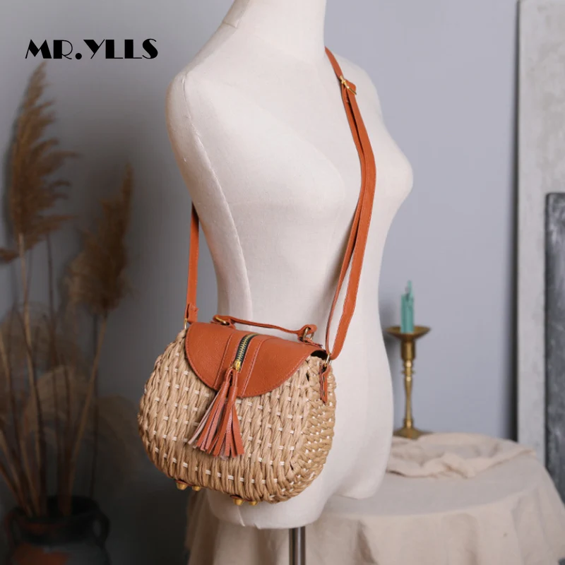 

Vintage Crossbody Straw Bags for Women Beach Vaction Small Ladies Shoulder Bag Tassel Rattan Women`s Handbag Woven 2021 Vacation