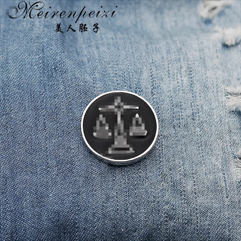 Meirenpeizi весы, броши для мужчин, круглые значки для баланса, брошь для костюма на булавке, воротник, украшение, аксессуары для рубашки, брендовые ювелирные изделия