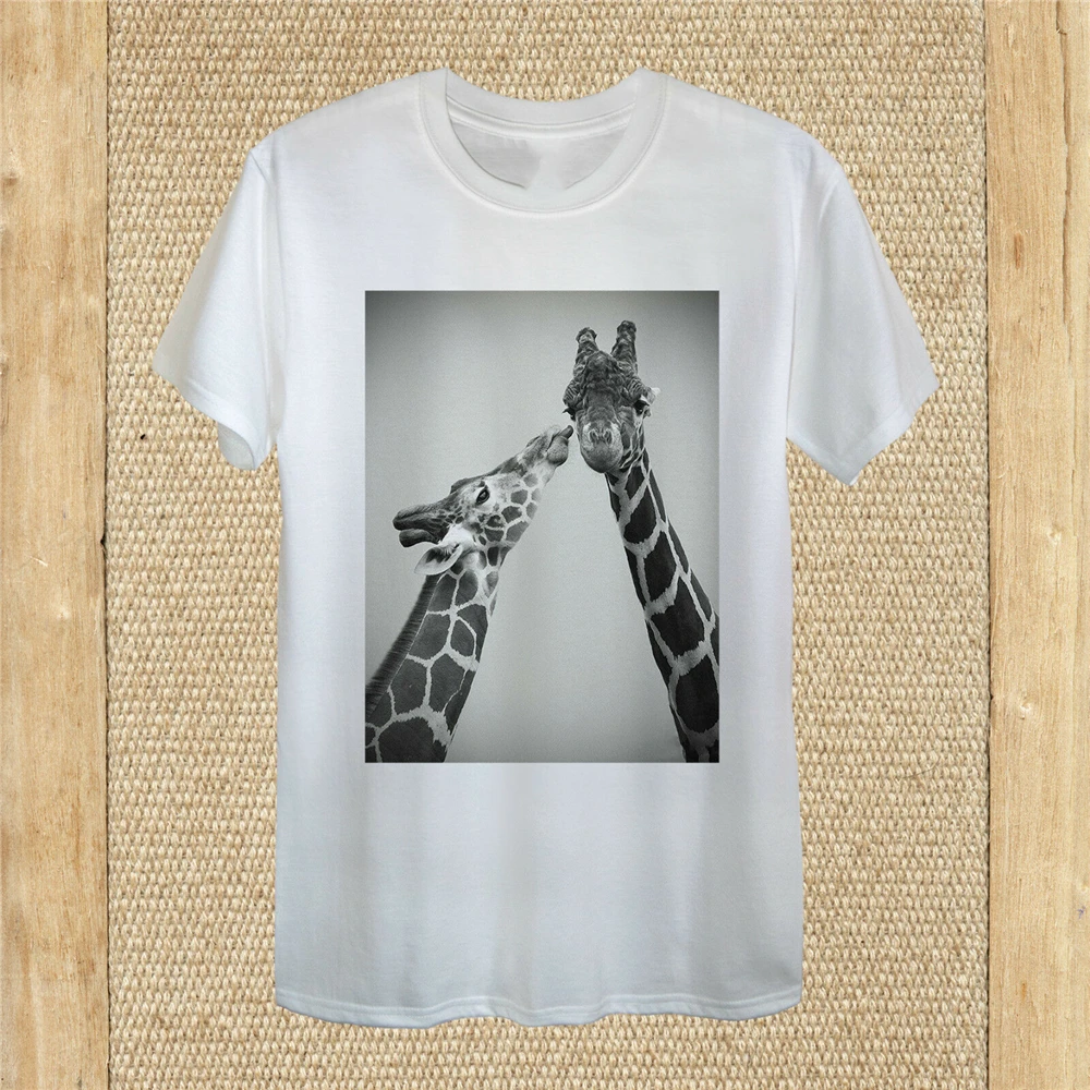 Милая футболка для жирафов дизайн забавная любовь лето унисекс женская