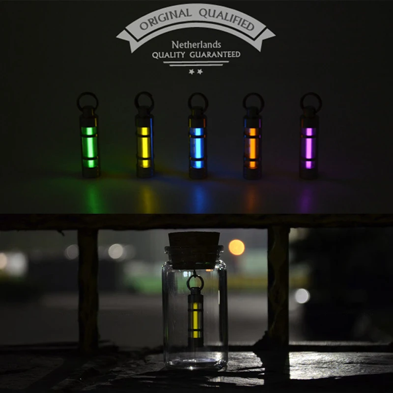 

New Titanium Keychain Tritium Gas Lamp Automatic Lights Titanium Key Ring Life Saving Emergency Lights for Outdoor Survival Tool