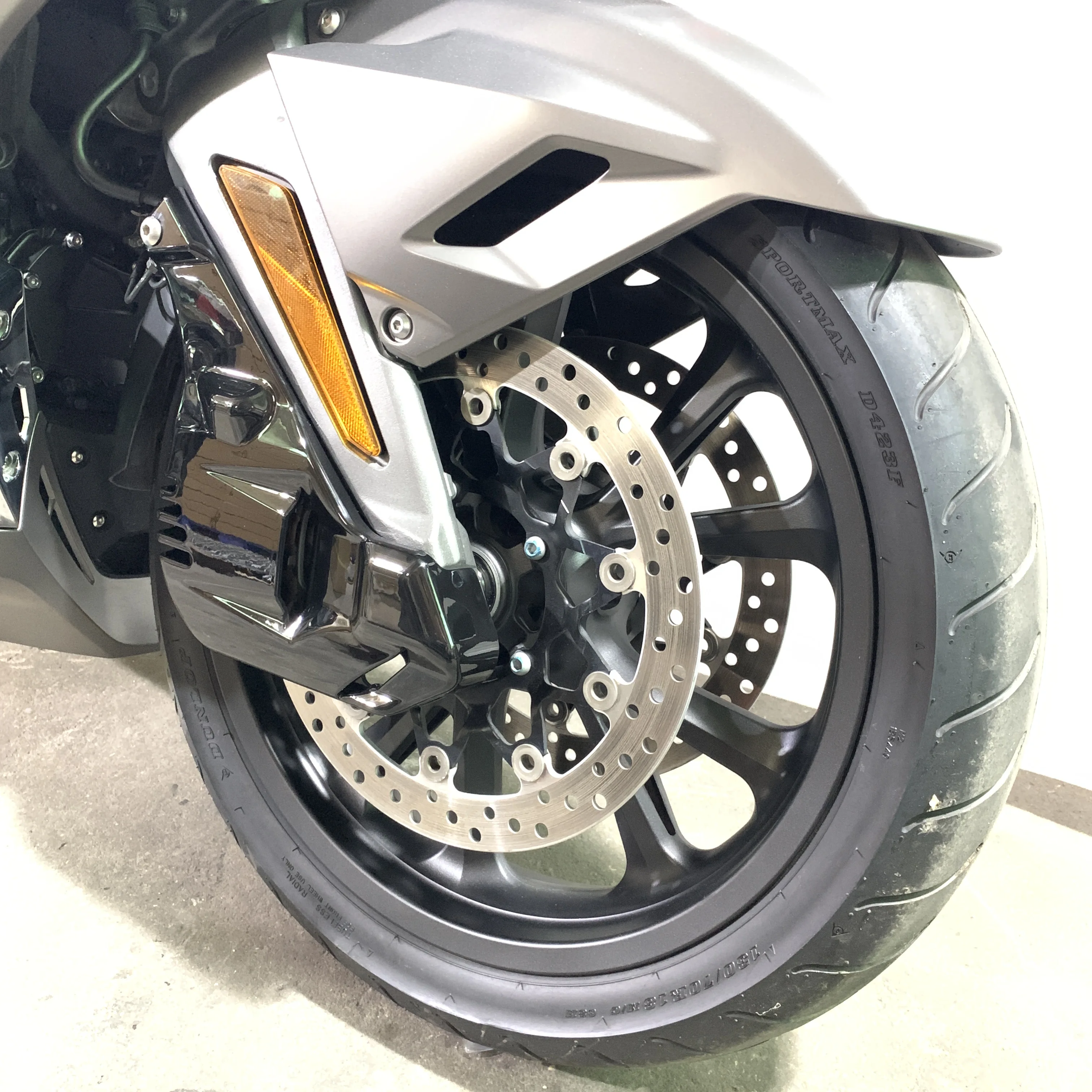 Задняя крышка для мотоциклетного тормозного суппорта, хромированная Φ защита передней части для HONDA GOLD WING1800 GL1800 GL180B F6B 2018-2023