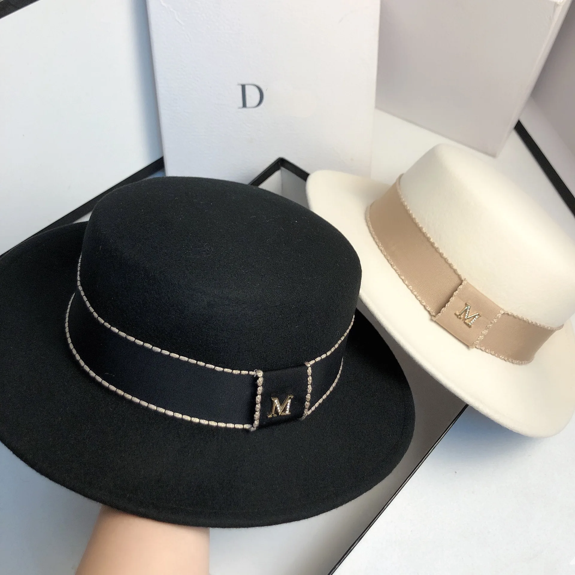 

Autumn And Winter New French Small Fragrance 100% Wool Hat Ribbon Noble Banquet Hat Socialite Hat High Quality Ladies Hat