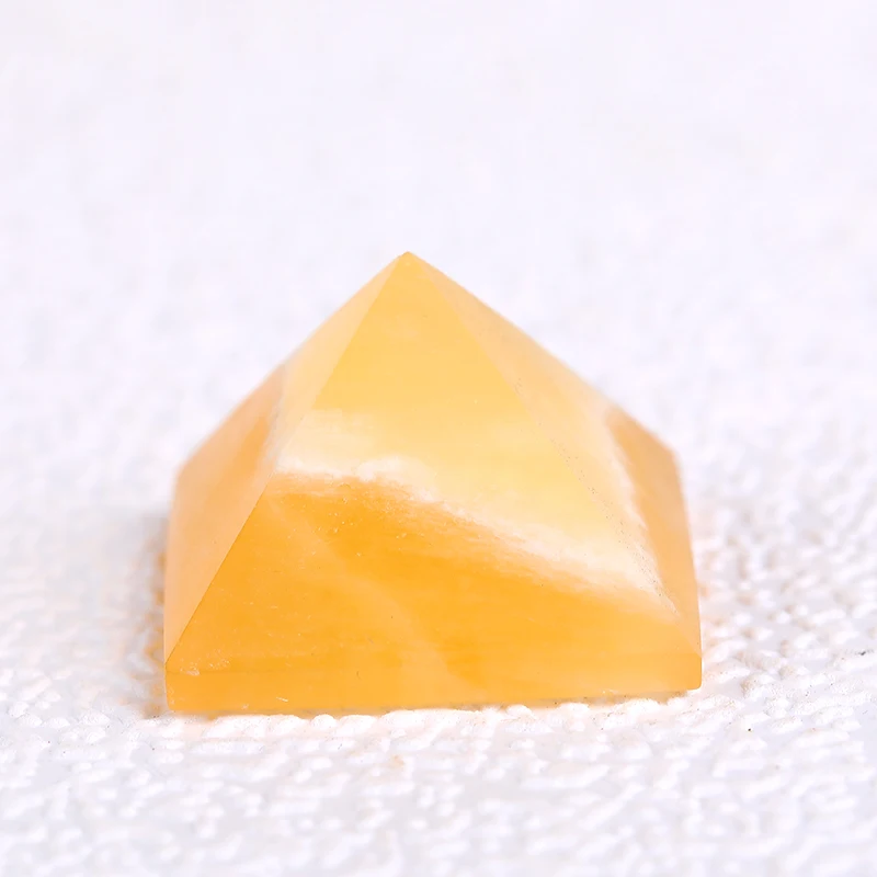 

1PC Natural Golden Aventurine Pyramid Yellow Quartz Crystal Point Healing Stone Minerals Reiki Polished Quartz Chakra Tower Gift