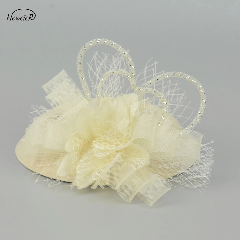 Женская шляпка Таблетка ручной работы вечерние форме сердца| |