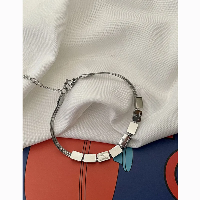 

7Rings 2021 New Niche Fashion Design Cube Bracelet for Women Men Couple Silver Chain Minimal Jewelry Accessories