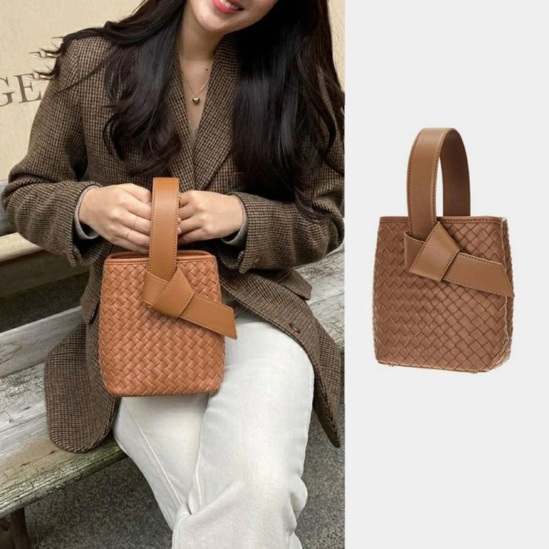 

Плетеная женская сумка-ведро на шнуровке, новинка 2021, сумка через плечо для женщин, дамская сумочка, маленький дизайн, сумочка DSMA020