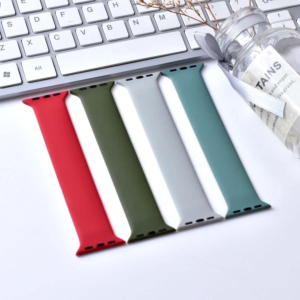 

Strap for Apple Watch 5 Band 40mm 44mm iWatch serie 4/5/6/SE Elastic Belt Silicone Solo Loop bracelet Apple watch band 42mm 38mm