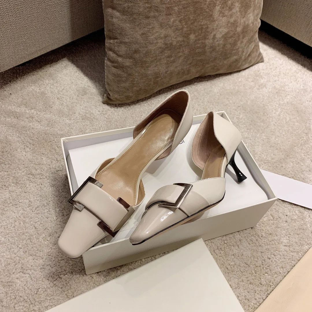 

Женские вечерние соножки на высоком каблуке, с ремешком на пятке