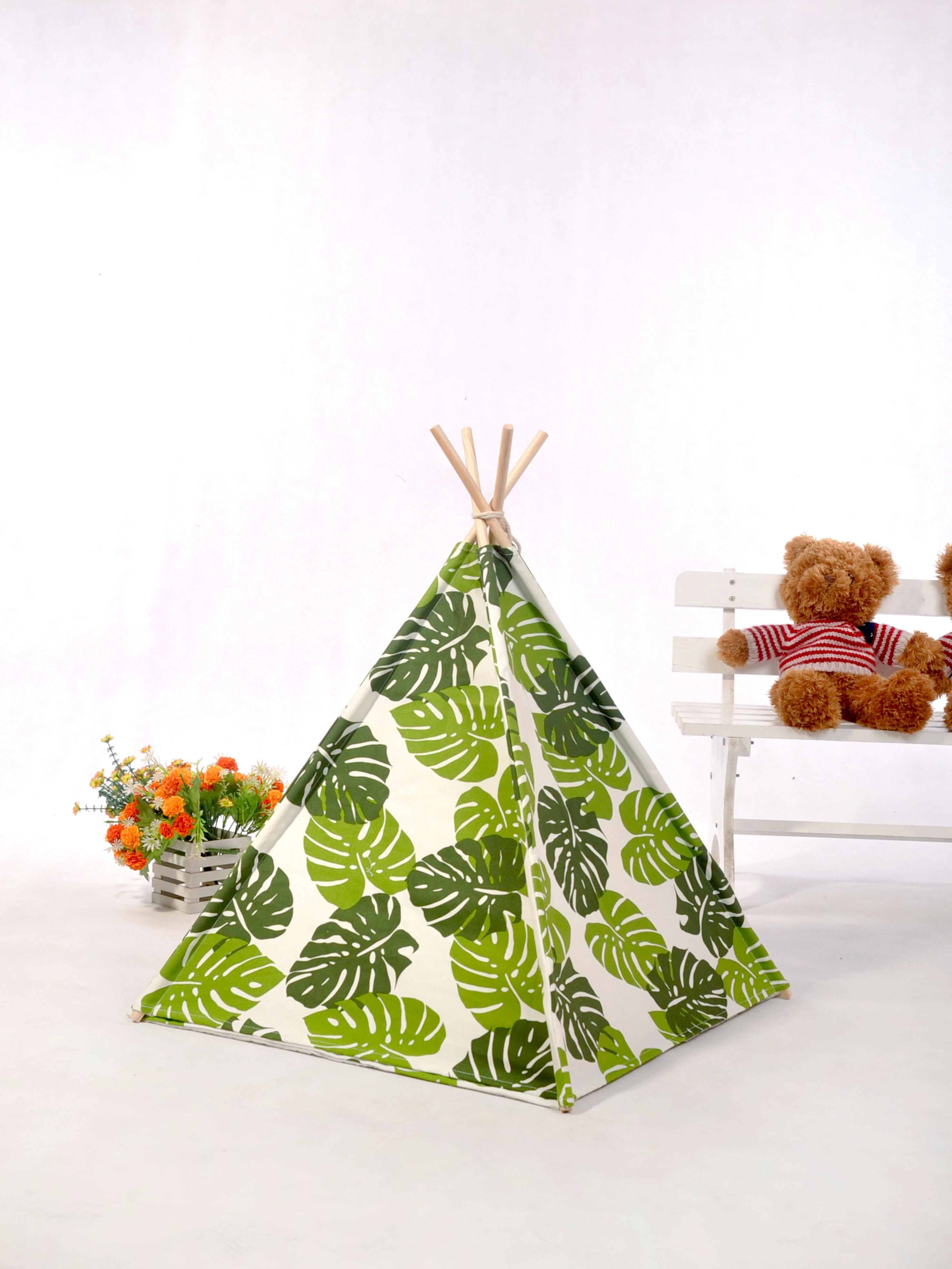 

Palms Canvas Pet Teepee
