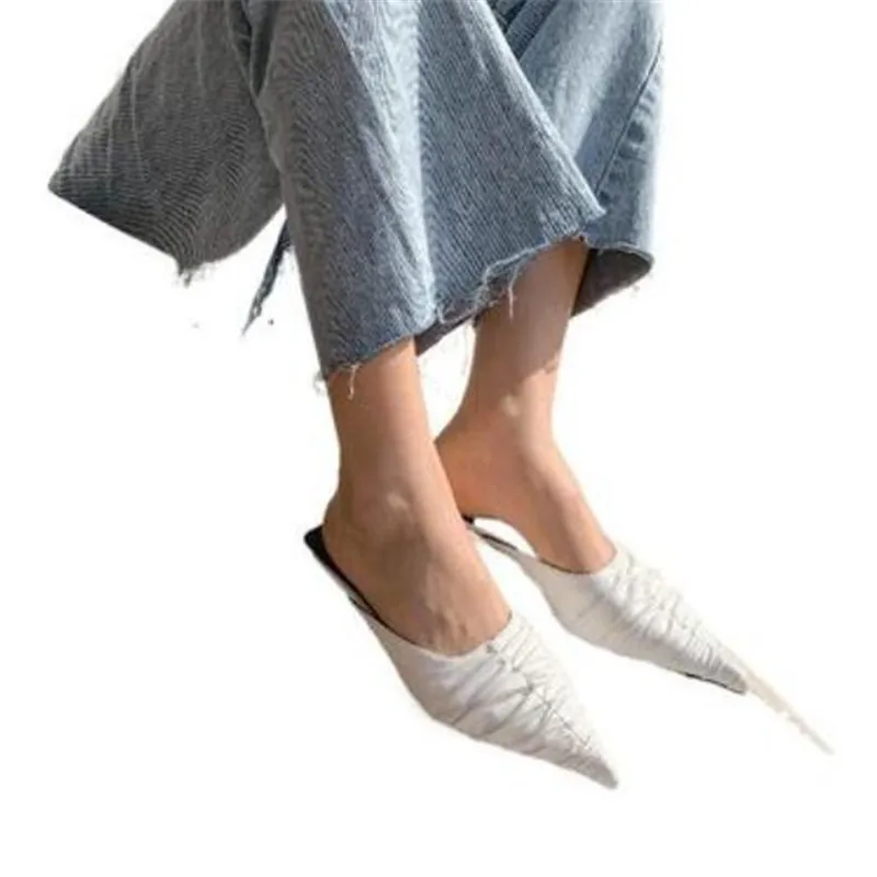 

2021 new pointed-toe female half slippers high-quality fashion sandals sexy women's shoes 3CM thick heels fashion show 4-7 8