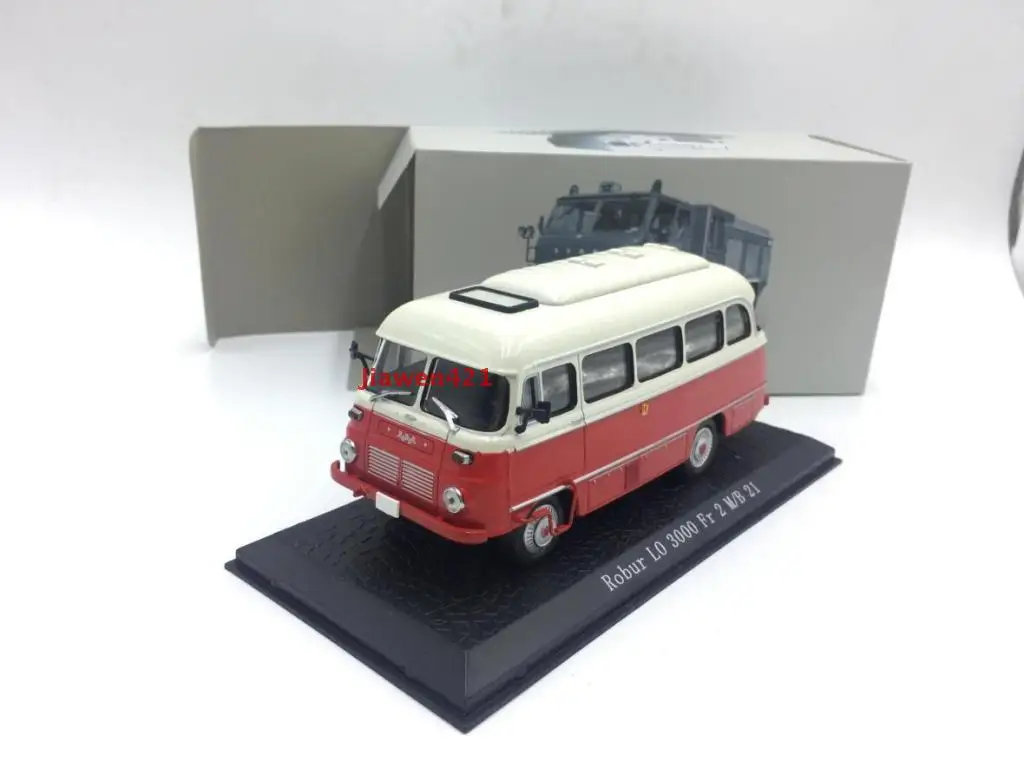 Автомобили игрушечные A tlas 1:43 робур Ло 3000 Fr 2 M/B 21 из красного сплава металлические