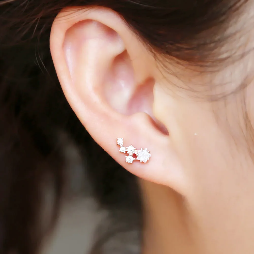 Лидер продаж минималистичные маленькие серьги гвоздики с фианитами на новый год