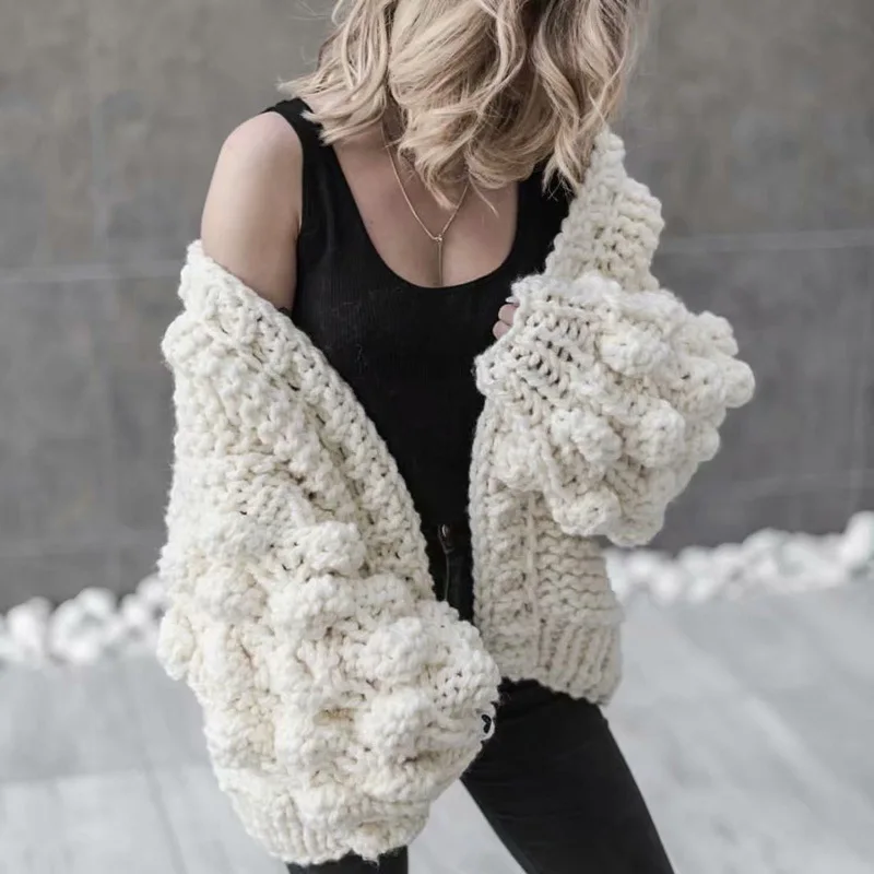 

2020 autumn and winter new fashion European and American style pure hand-woven ball lantern sleeves Hot sweater coat female