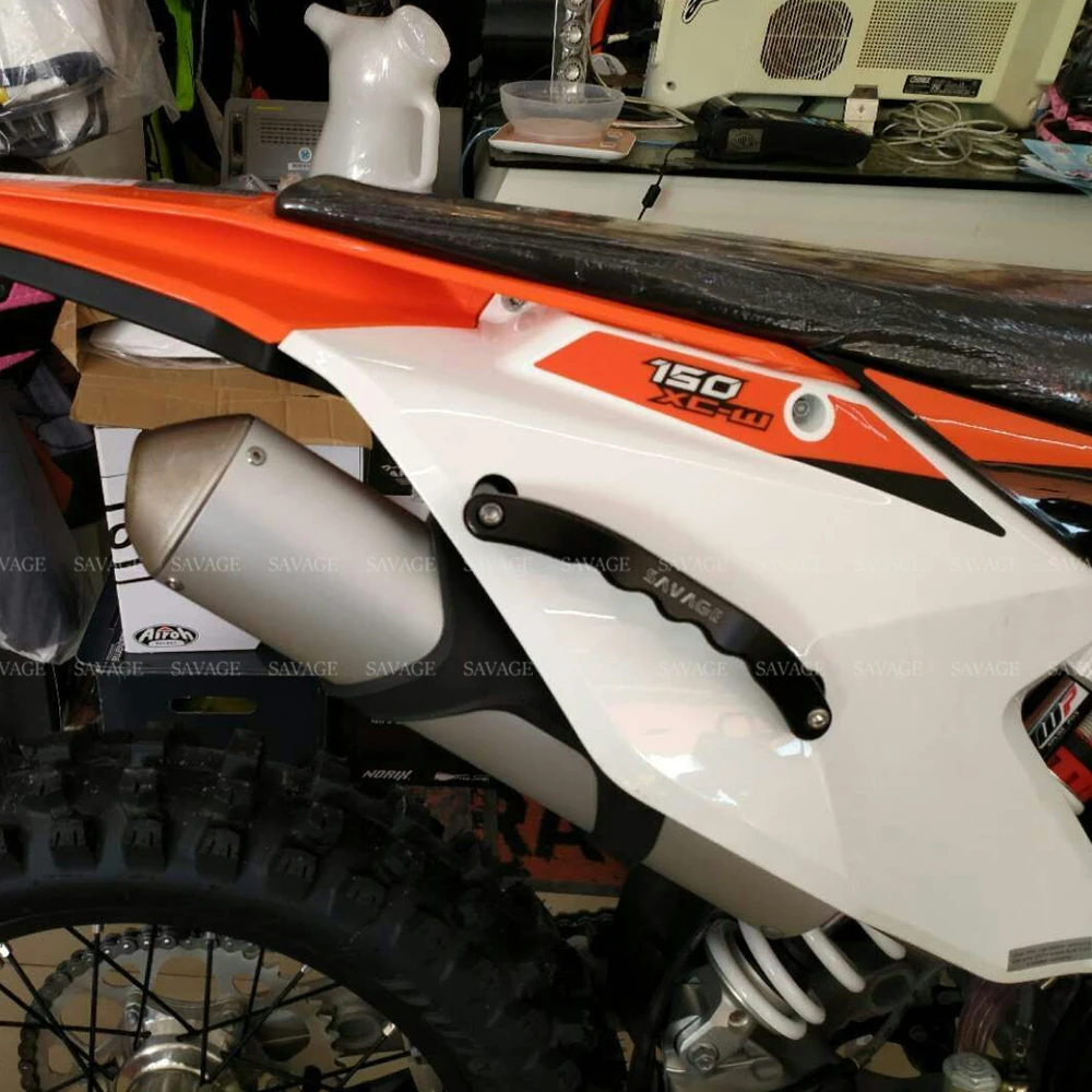 Захват для задней тяги ручка EXC 125 200 250 300 450 500 530 XC F 12 18 аксессуары мотоциклов Ручка
