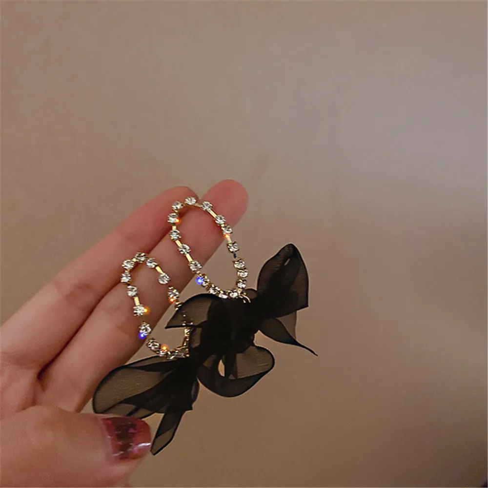

2021 Vintage Black Lace Velvet Bow Knot Earrings For Women Korean Style Jewelry Earings Rhinestone Ins Geometric Long Earrings