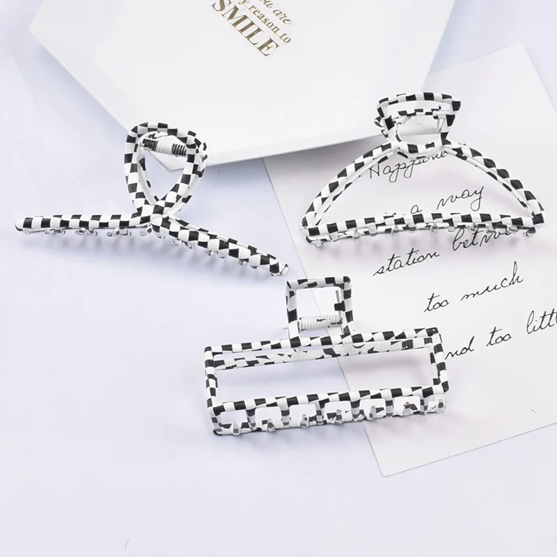 

Elegant Black White Plaid Grab Clip Large Alloy Hair Clip Crab Hair Claws for Women Girl Hair Accessories Hair Style Make