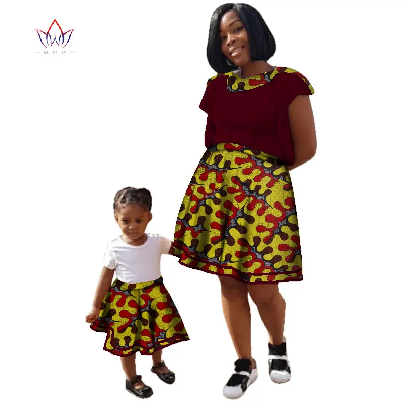 Летние Семейные комплекты брендовая одежда для мамы и дочки обычная хлопковая