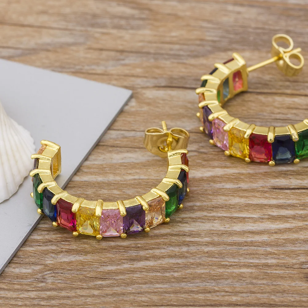 

Fashion Rainbow CZ Ear Cuff for Women Girls Copper Zircon Circle Stud Earrings Bohemia Ethnic Party Jewelry Best Birthday Gift