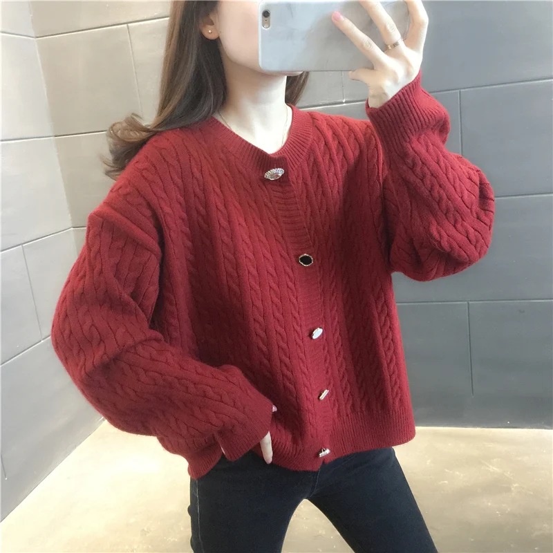 

female loose cardigan sweater coat covered meat spring in 2021, the new western style minus age joker knit a female