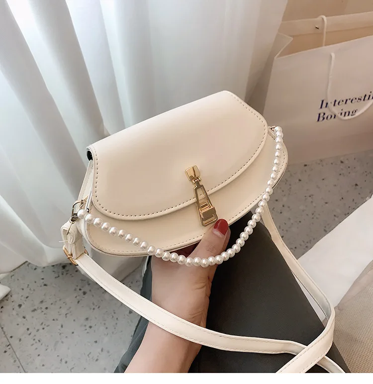 

Niche Design Bag Women's 2020 New Fashion Versatile Pearl Underarm Bag French Simple One Shoulder Portable Messenger Bag