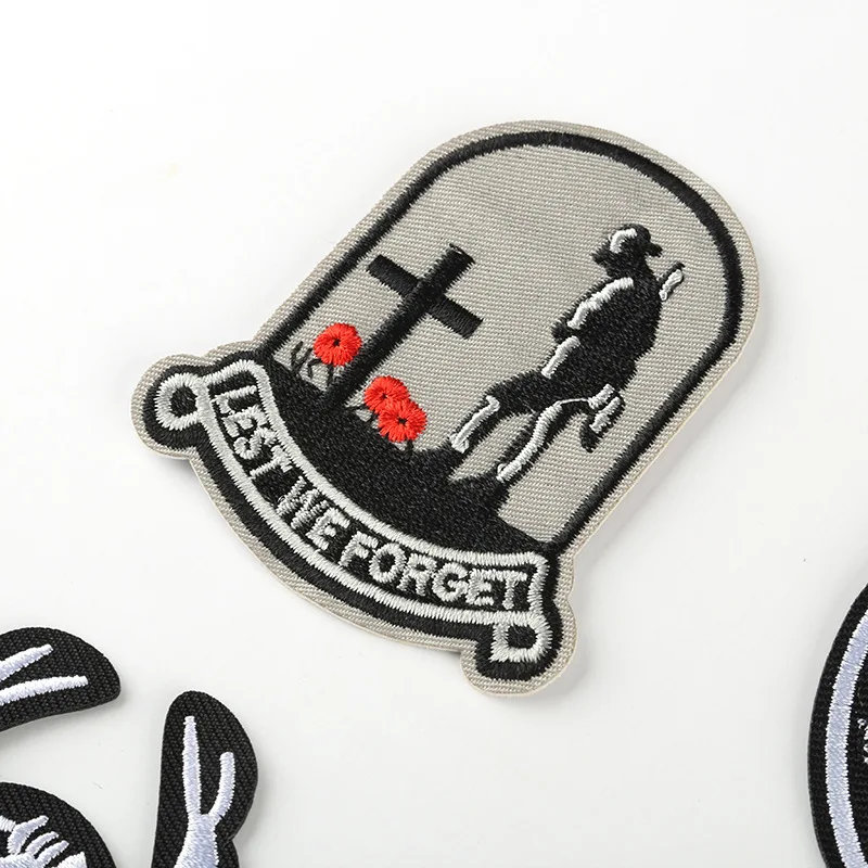 VIPOINT вышивка любовь сердце жесты персик Скорпион патч мультфильм черные заплатки