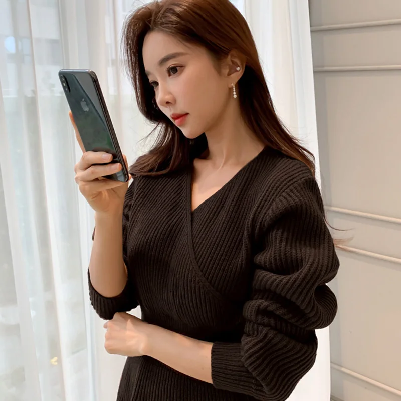 Mozuleva-Элегантное осеннее трикотажное платье с V-образным вырезом и узкой талией