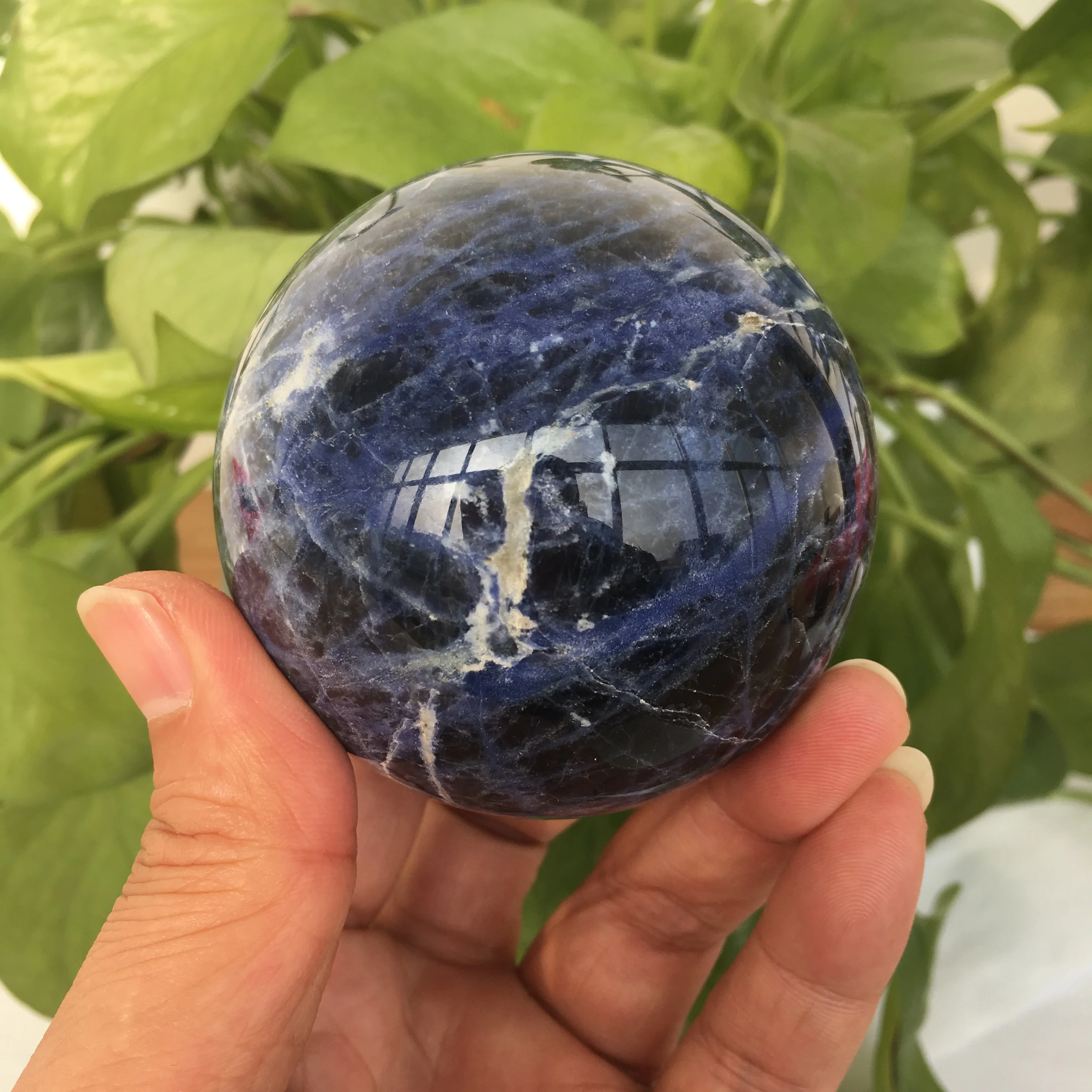 Шар из натурального хрусталя синий мраморный шар хрустальный кварц сферический