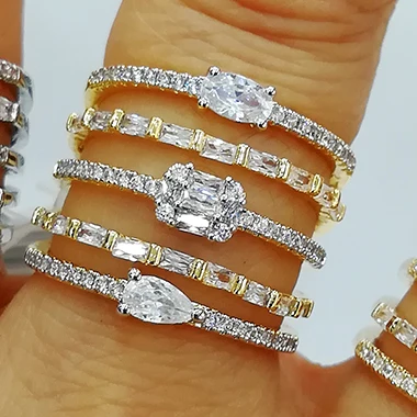 

Bride Talk New Fashion Trendy Style Women Finger Rings With Cubic Zircon Stone Micro Paved Surprise Gift For Women Jewelry Ring