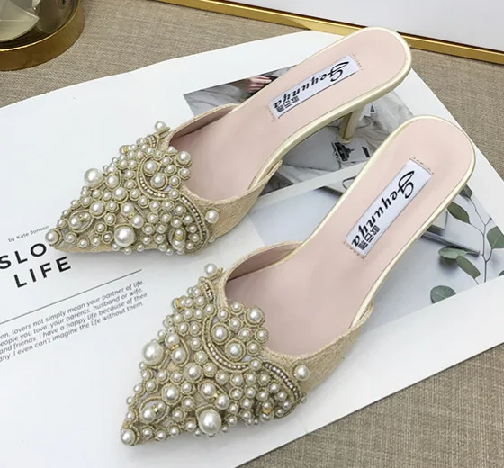 Женские дизайнерские качественные шлепанцы на высоком каблуке с жемчужинами