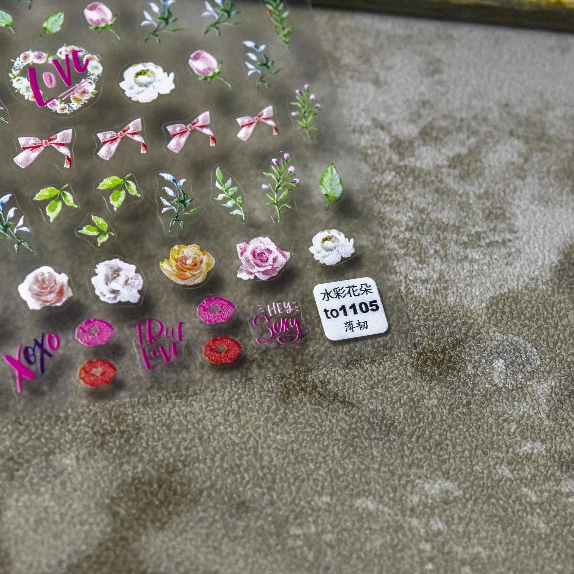 

Высококачественная ультратонкая клейкая наклейка для ногтей с изображением акварельного цветка розы наклейка для ногтей литература и иск...