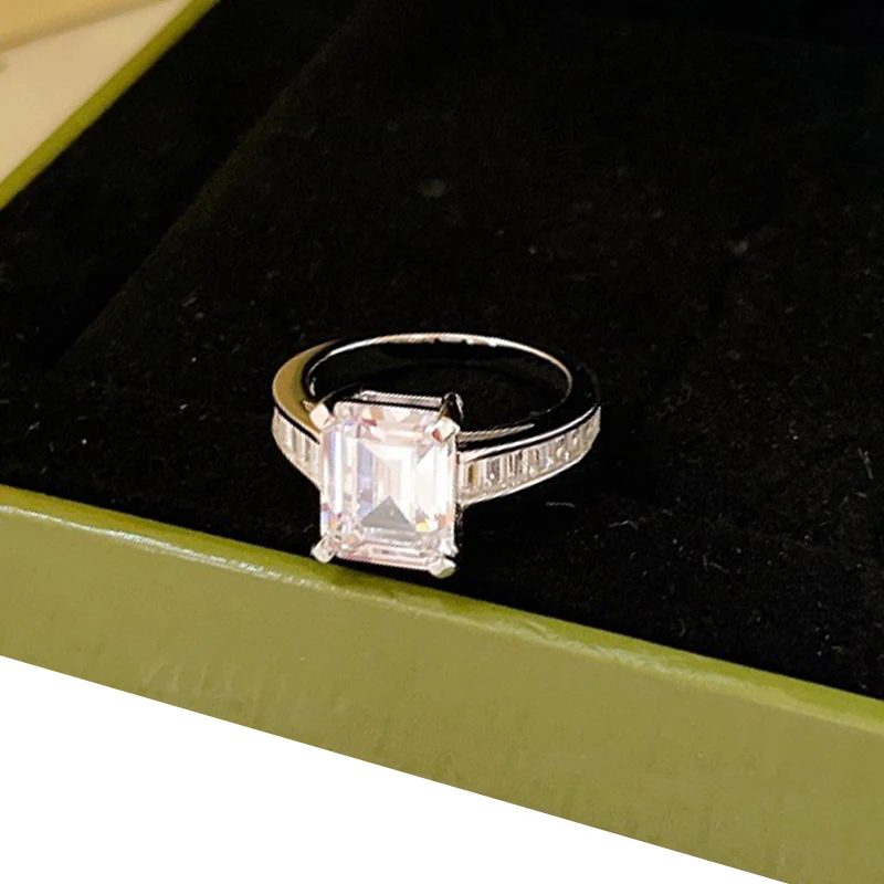 

French Jiaqi vanC 2021 new square diamond four claw diamond ring women's fashion Sterling Silver Ring，top quality with box bag