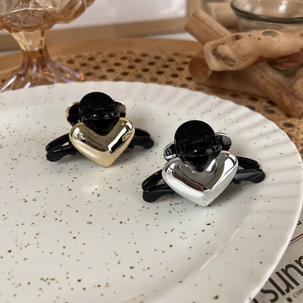 

Sweet Retro For Girls Acrylic Love Heart Headwear Women Hair Claws Small Clamp Clip Korean Hair Crabs Ponytail Holder