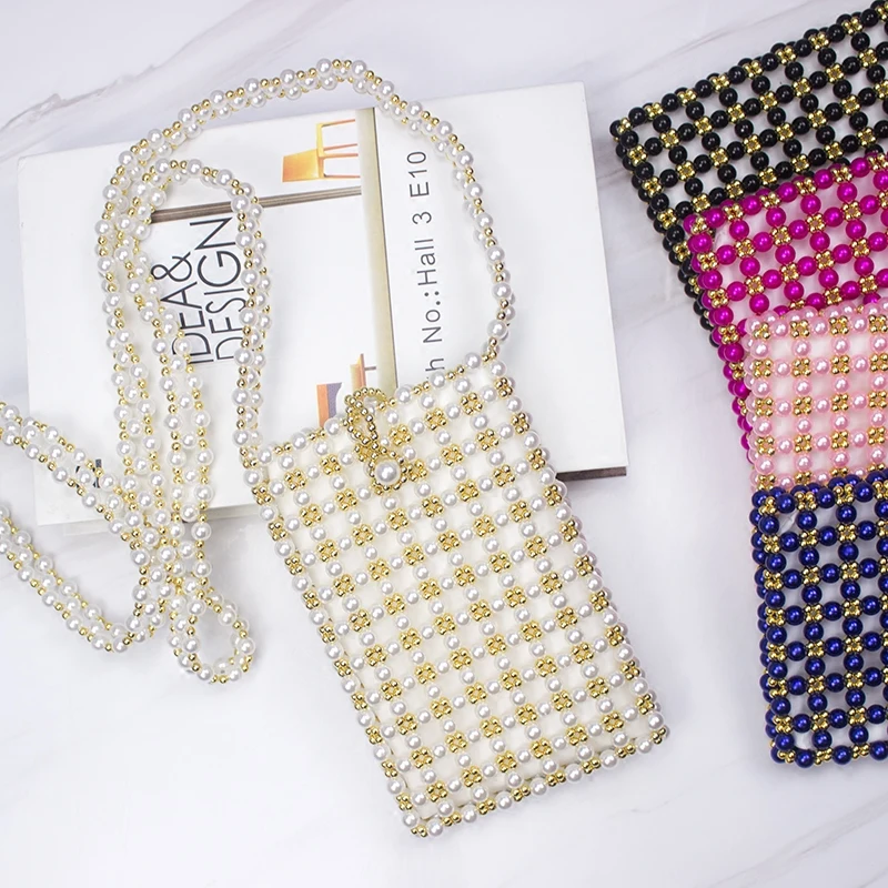 Розовый кошелек ручной работы расшитый бисером мини-сумка через плечо для ключей